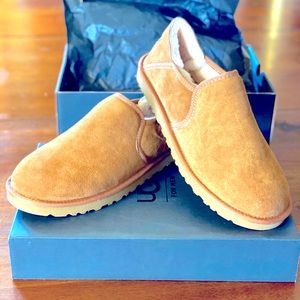 Very comfy UGG men’s slippers